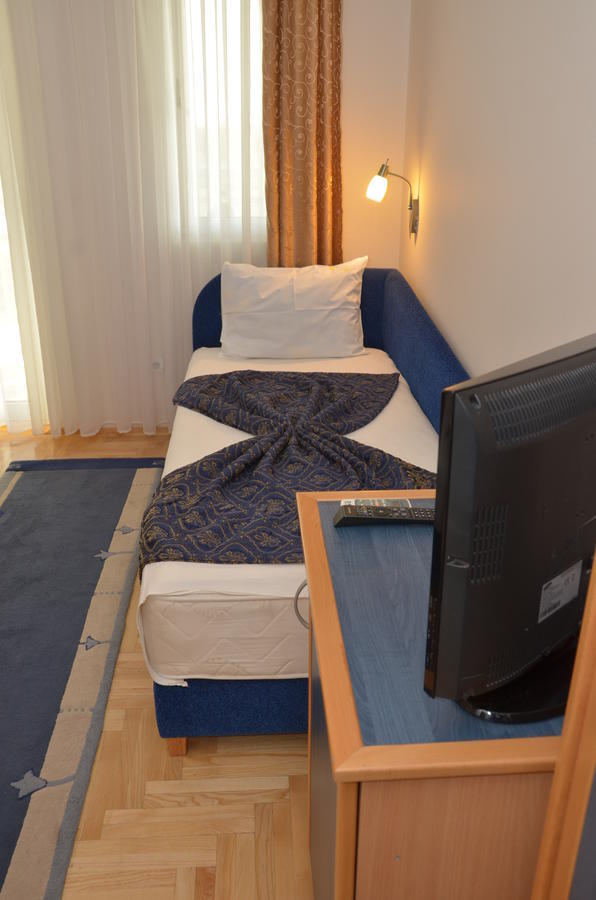 Hotel Dragovic Smederevo Habitación foto